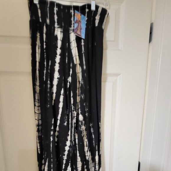 New with Tags Black Beauty HAPPY BOHEMIANS Rockstar Pants S/M - Picture 2 of 4